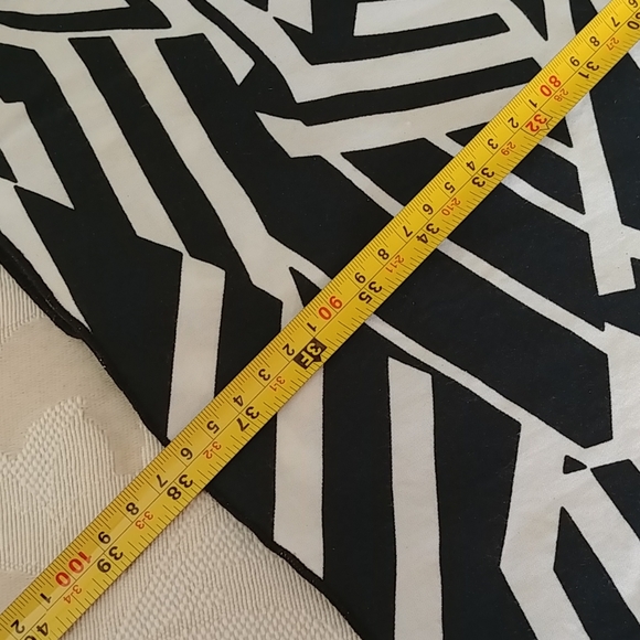 Asymmetric Navy & White sleeveless dresz - Picture 4 of 4